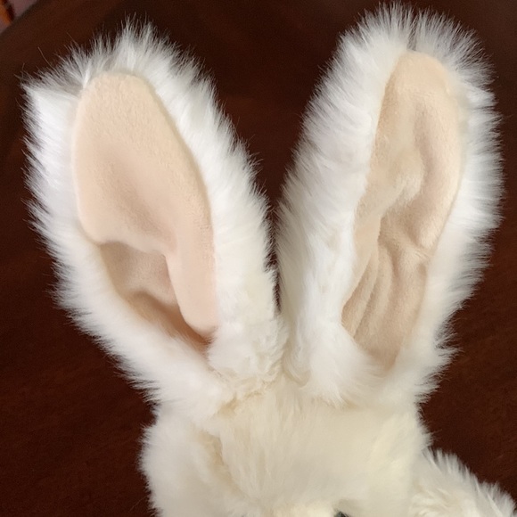 Vintage Russ Berrie Plush Stuffed Animal Easter Bunny Rabbit Bendable Ears - Picture 3 of 8